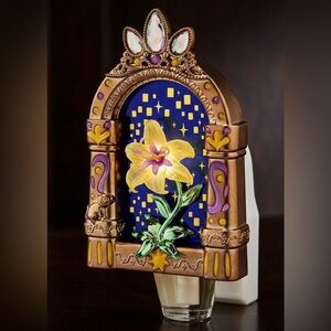 Bath & Body Works Disney Rapunzel Lantern Flower Wallflowers Light-Up Plug